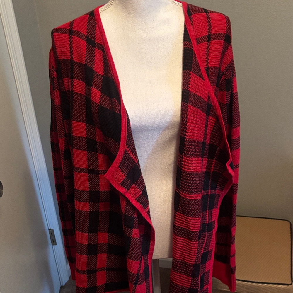 Red and Black Plaid Cardigan - Picture 2 of 6